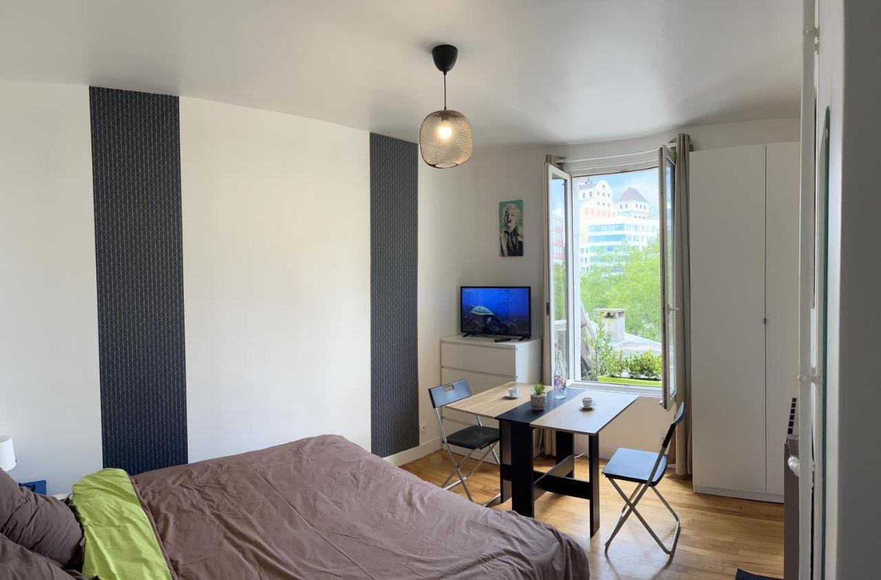 Studio De Charme Pantin Exterior foto